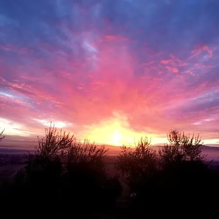 Il Casale Di Lavinia Bed and Breakfast Fabro