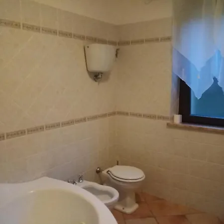 Il Casale Di Lavinia Couette-café