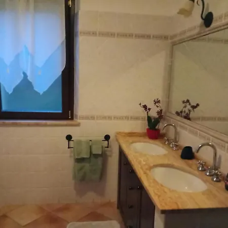 Bed and Breakfast Il Casale Di Lavinia