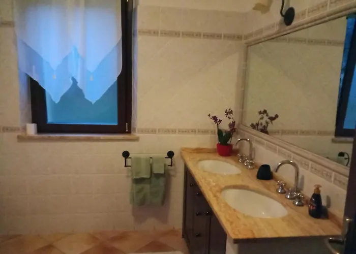 Alojamento de Acomodação e Pequeno-almoço Il Casale Di Lavinia